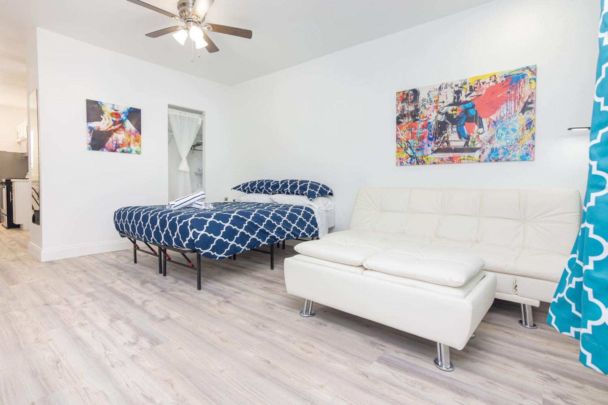 Ocean Drive Deco Apt W/2 Queen Beds, Steps 2 Beach Маямі-Біч Екстер'єр фото