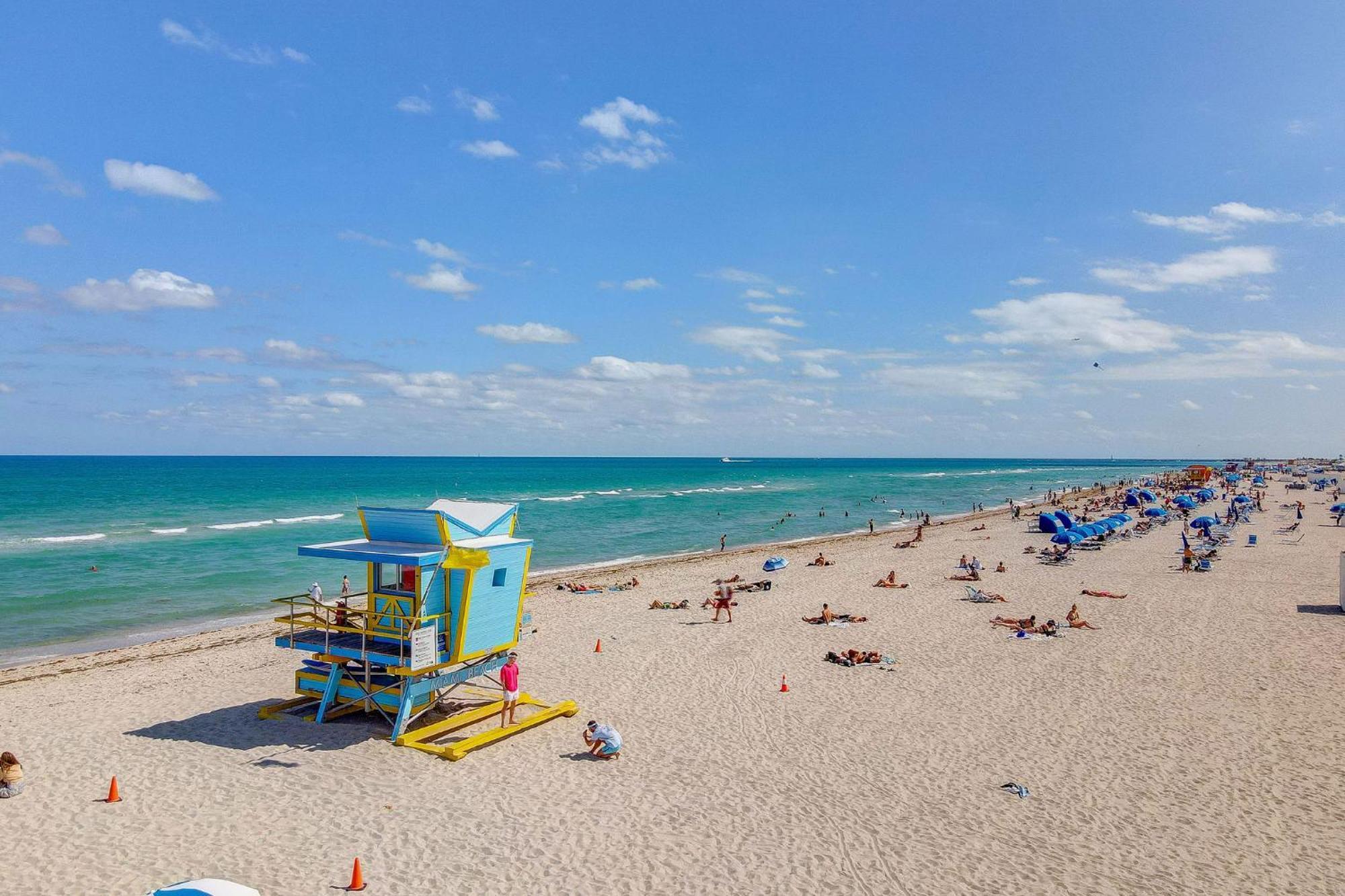 Ocean Drive Deco Apt W/2 Queen Beds, Steps 2 Beach Маямі-Біч Екстер'єр фото